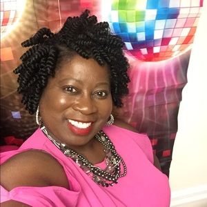 Meet your Posher, Yvonne